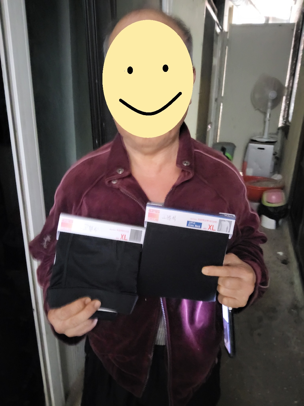 「유니클로 The Heart of LifeWear 캠페인」  유니클로와 함께 하는 따뜻한 겨울나기